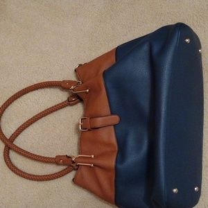 New purse- Navy & Tan